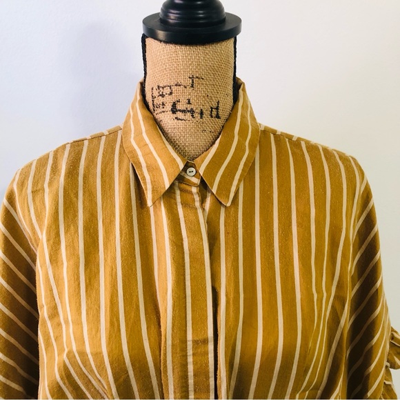 Zara Tunic Peplum Top Size Medium - Picture 5 of 14